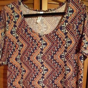 Never worn lularoe perfect tee